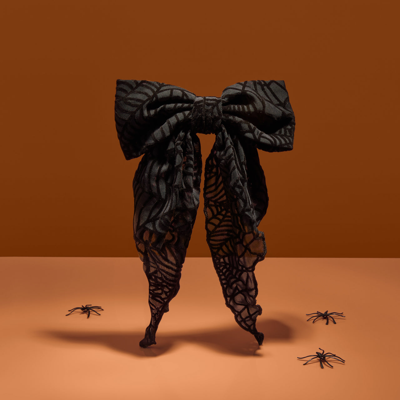 Spiderweb Bow Hair Clip - Image 4