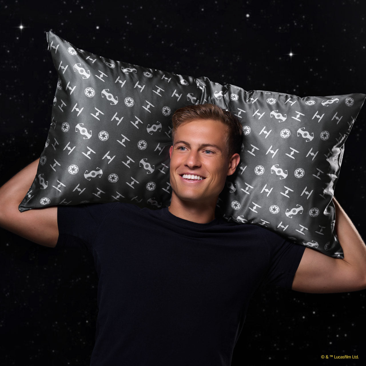 Star Wars & Kitsch Satin Pillowcase in Galactic Empire - King - Image 3